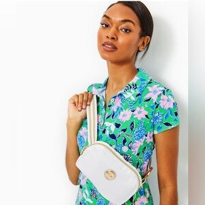 Like new Lilly Pulitzer belt bag